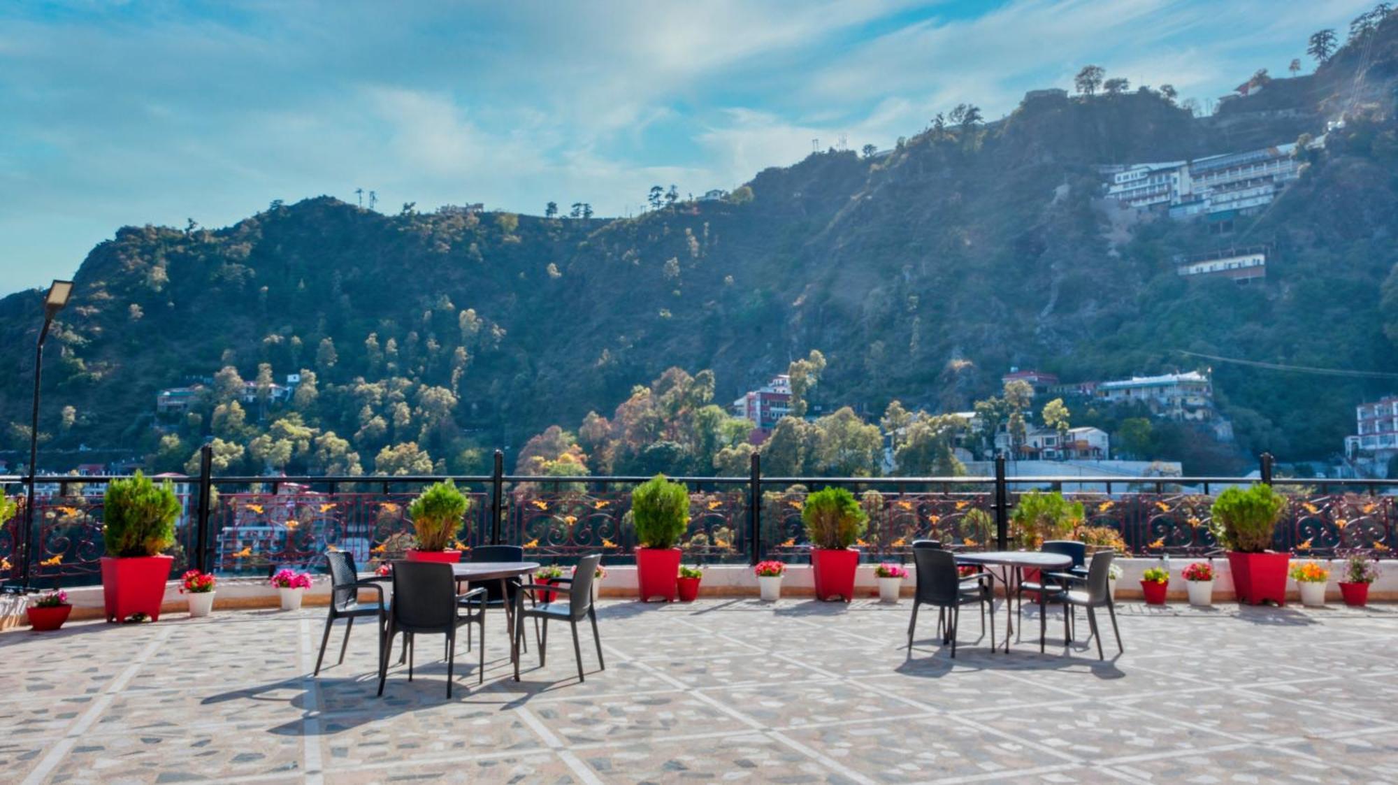 Basera Hotel Mussoorie Bagian luar foto