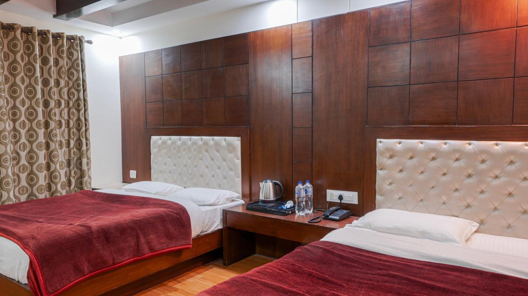 Basera Hotel Mussoorie Bagian luar foto